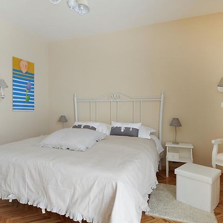 Tinel Rooms Old City Center Zara Esterno foto